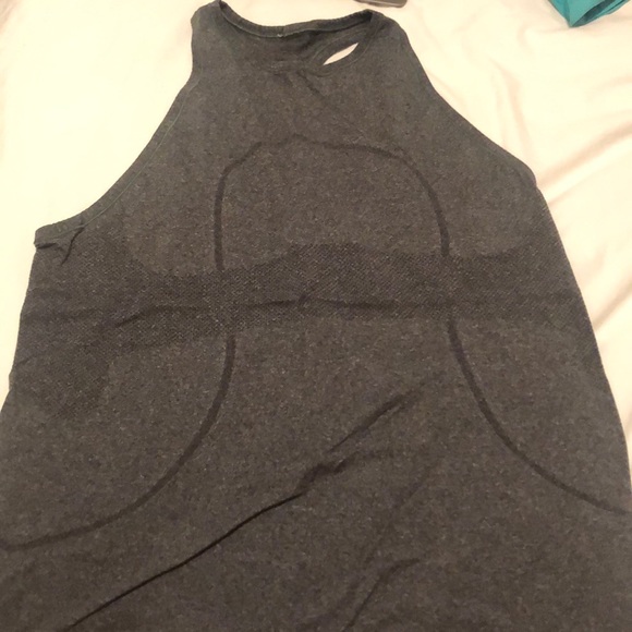 Swiftly tech tank lululemon - Picture 1 of 4